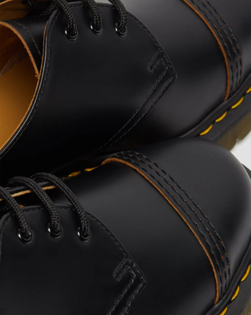 1461 Bex Toe Cap Made In England Black Quilon Oxford Shoe - Image 2