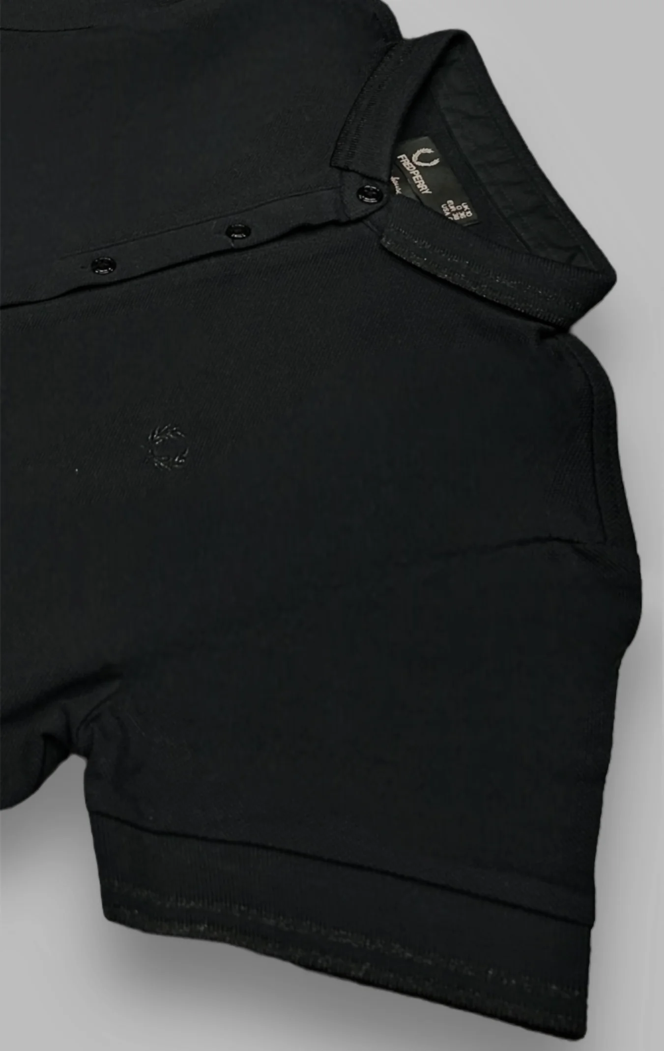Amy Winehouse Stand Collar Fred Perry Shirt - Image 2