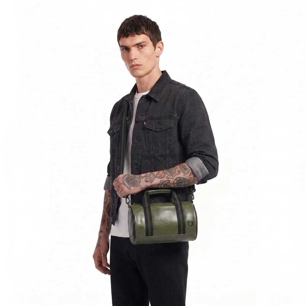 Fred Perry Classic Mini Barrel Bag LrlwrthGreen/Black - Image 5