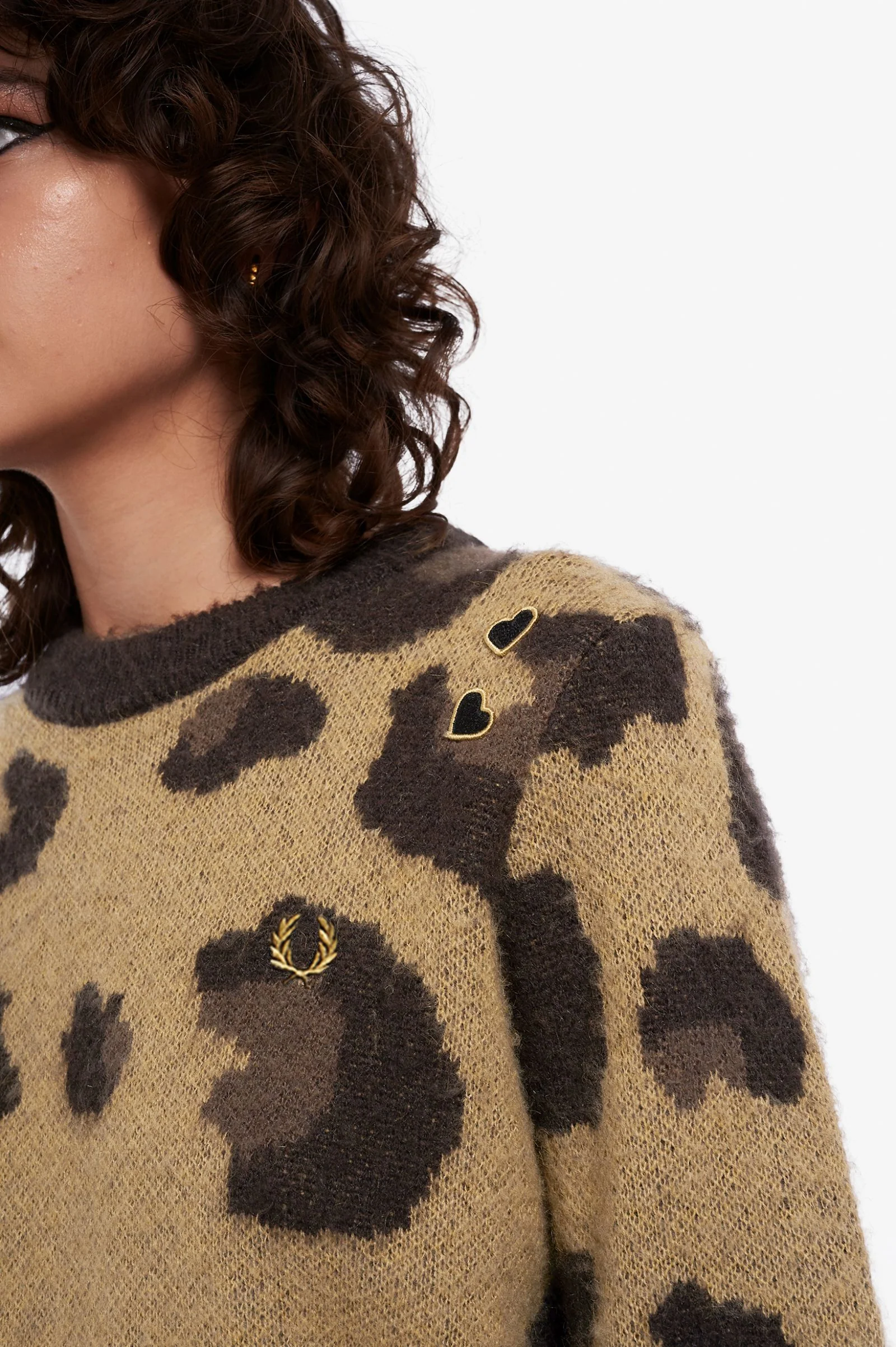 Amy Winehouse Leopard Jumper - Image 3