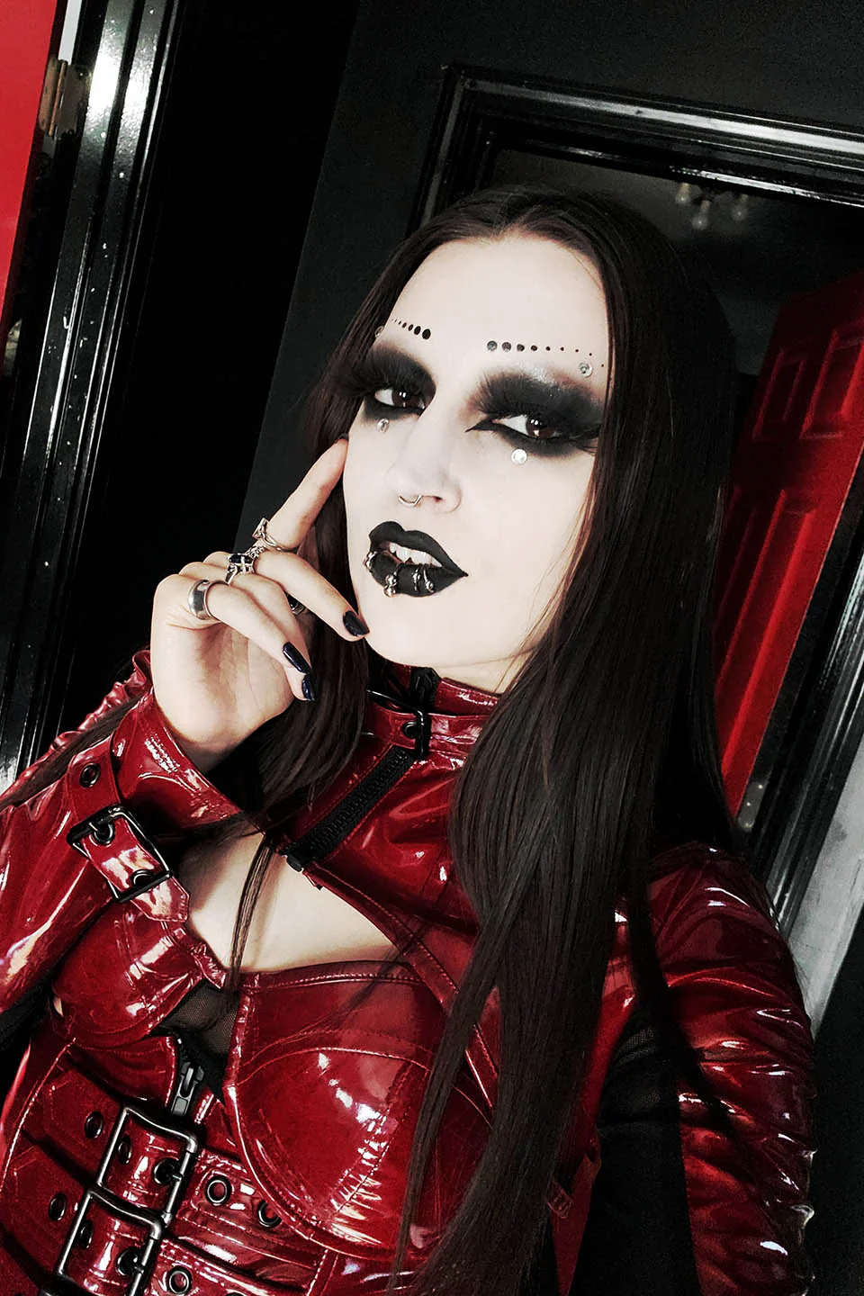 Lip Service Classic FETISH Vinyl Waist Cincher in VAMPIRE RED - Image 5