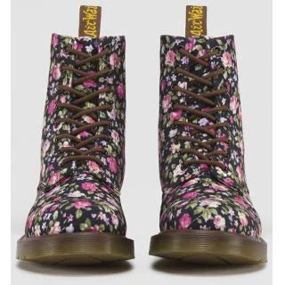 Page Black Rose Canvas Boots - Image 2