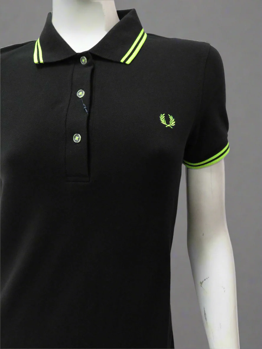 Fred Perry Soho Neon Dress - Image 4